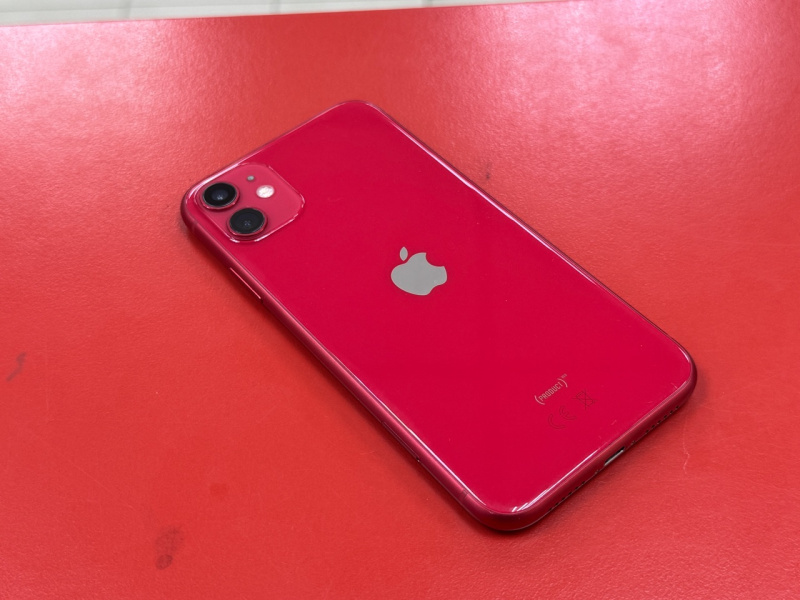 Мобильный телефон Apple iPhone 11