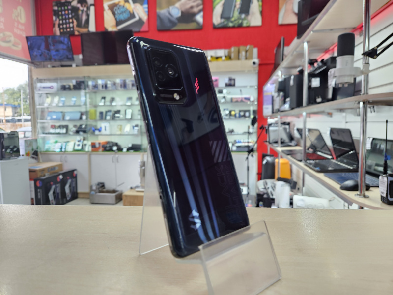 Мобильный телефон Xiaomi Black Shark 5 Pro